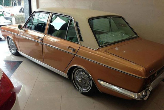 لنت عقب پیکان کارلوکس ، دولوکس