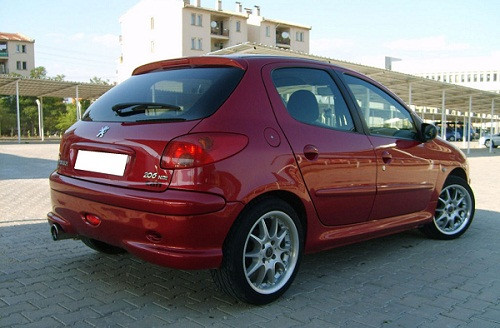 لنت عقب پژو 206 تیپ 2